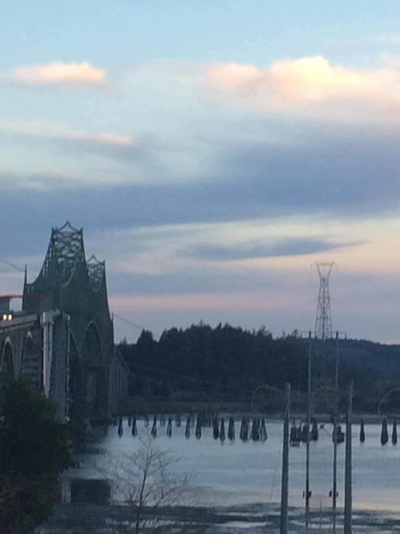 Bay Bridge Motel North Bend Buitenkant foto